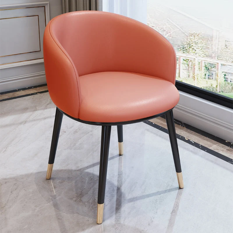 Moderne lederen fauteuil de slaapkamer, matte afwerking, eetkamerstoel met stevige rugleuning Clearhalo