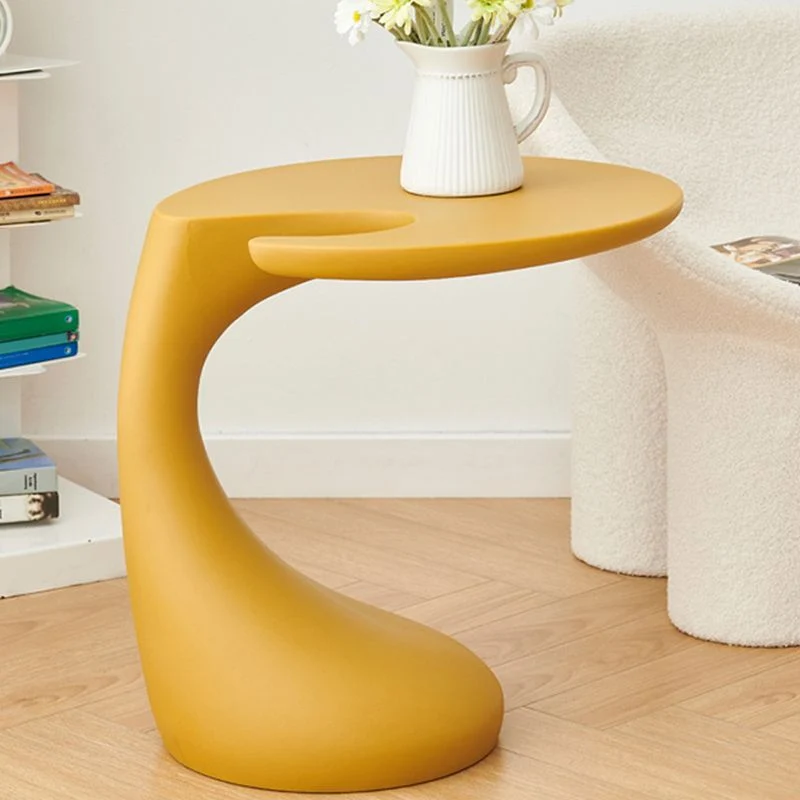Moderne, natuurlijk gevormde bijzettafel, kunststof tafel voor de woonkamer Clearhalo