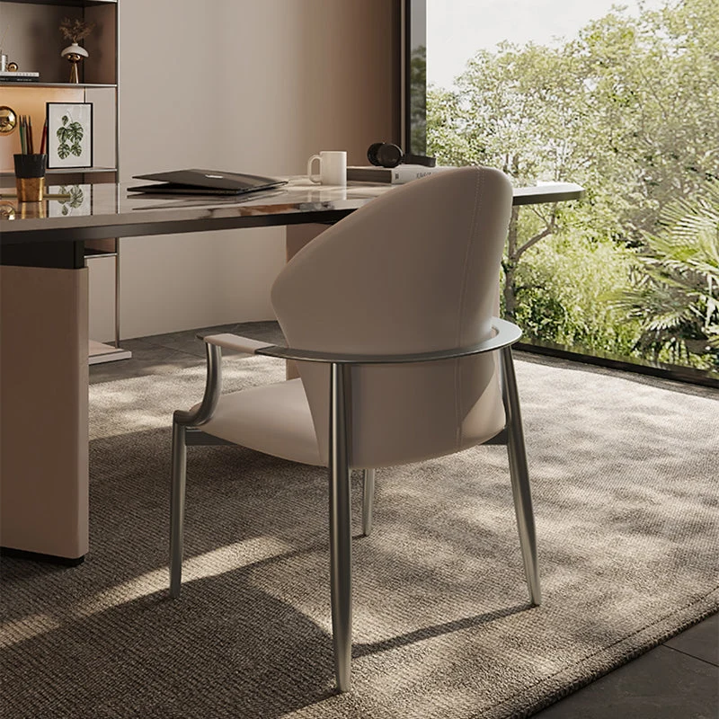 Moderne stijl eetkamerstoel Arm eetkamerstoelen met metalen poten voor keuken Clearhalo