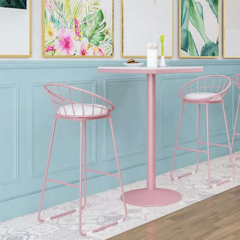 Moderne stijl ijzeren barkruk met voetsteun Milk Tea Shop roze barkruk 30 inch Clearhalo