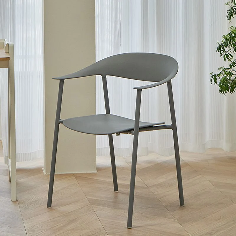 Moderne stoel met open achterkant, kunststof arm, binnenstoel met metalen onderstel Clearhalo