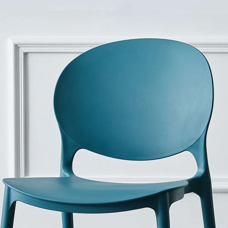 Plastic Scandinavische stoel voor binnen en buiten met open achterkant Clearhalo
