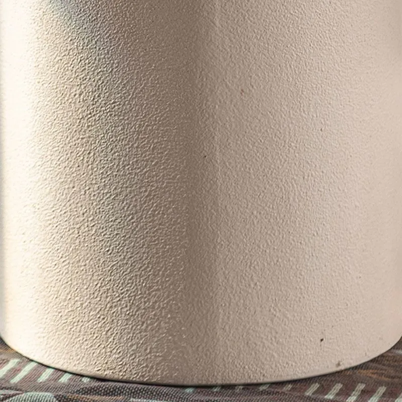 Rustieke massief houten bijzettafel Verouderde houten ronde en vierkante bijzettafel Clearhalo