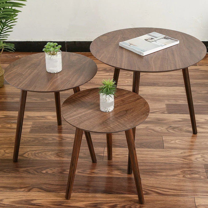 Scandinavische bank met accent aan de zijkant, Tri Pin-bijzettafel, ronde bijzettafel Clearhalo