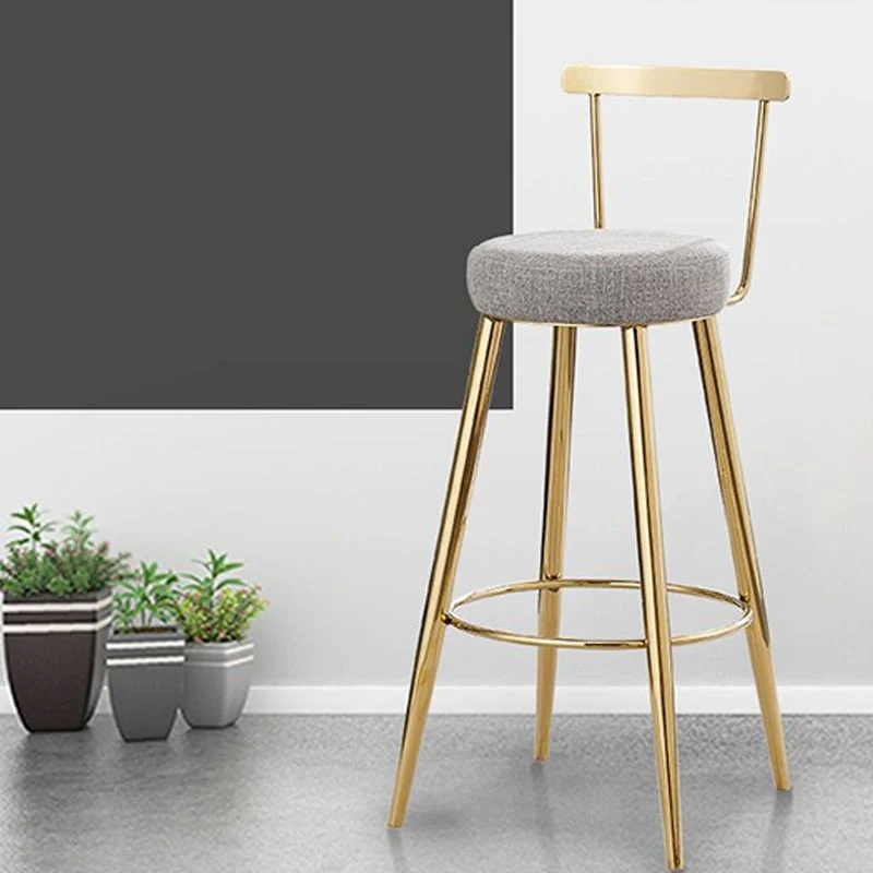 Scandinavische binnenstoel rond gestoffeerde kruk op toonbankhoogte Clearhalo