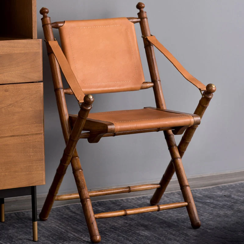 Scandinavische ergonomische fauteuil met massief houten poten, echt leer Clearhalo