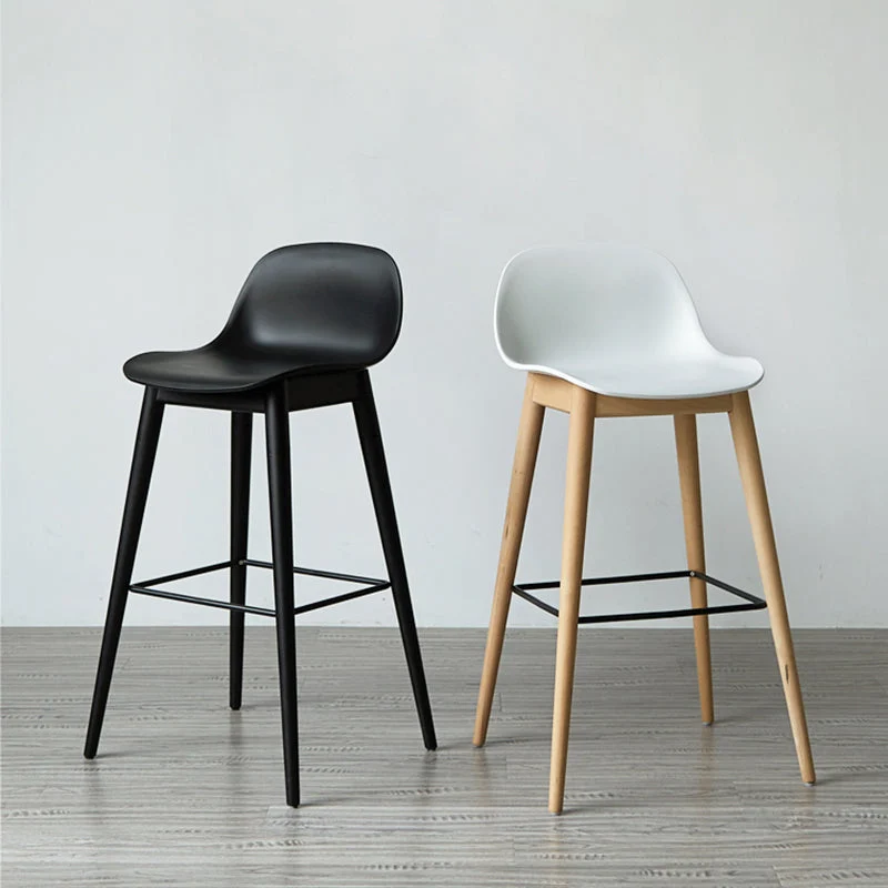 Scandinavische houten tegenkrukken Kunststof barkrukken met lage rugleuning en voetsteun Clearhalo