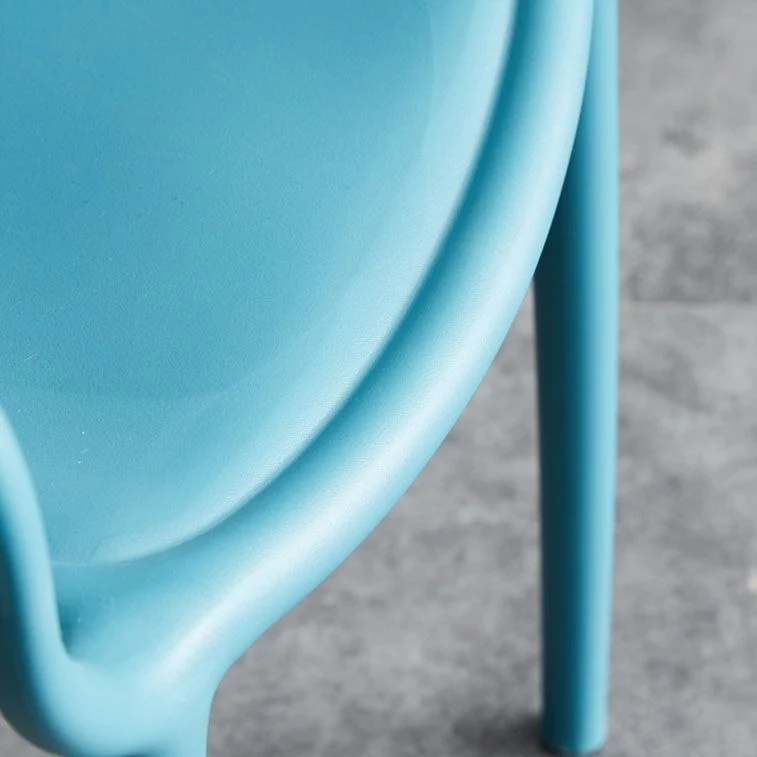 Scandinavische kunststof keuken eetkamer fauteuil stoel met open rug Clearhalo