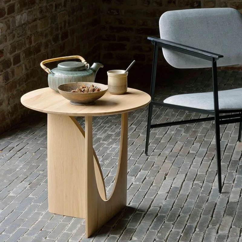 Scandinavische massief houten bijzettafel, ronde abstracte woonkamerbijzettafel Clearhalo