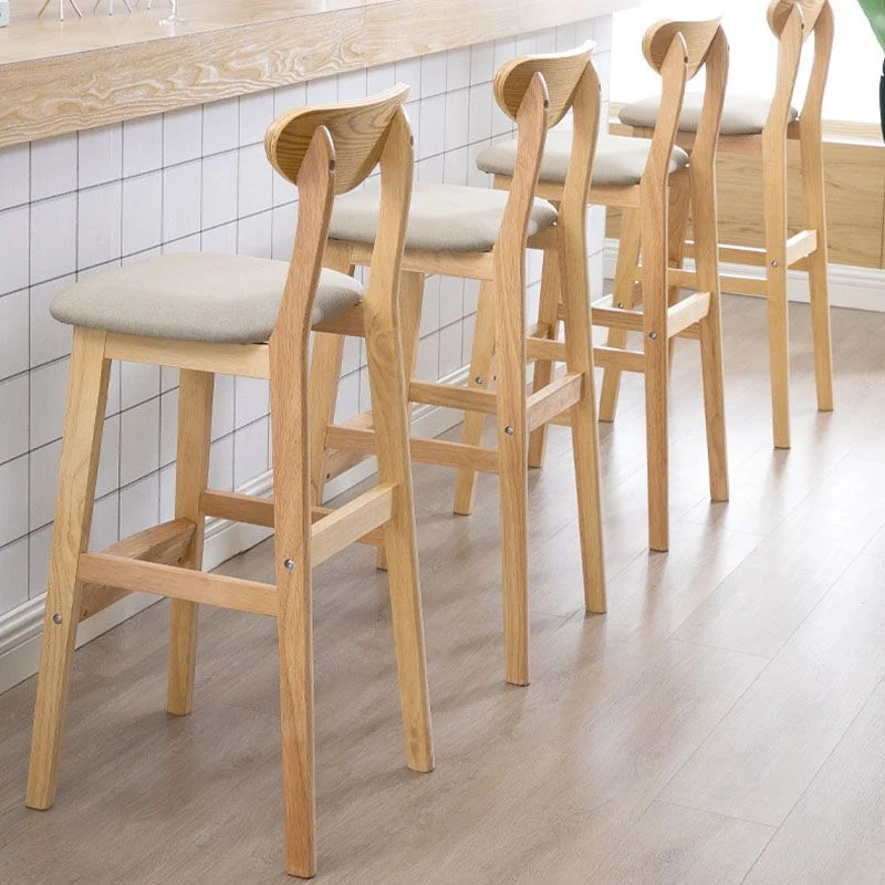 Scandinavische Milk Tea Shop Voetsteunkruk Matte afwerking massief houten barkruk Clearhalo