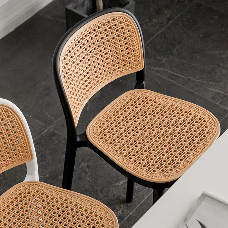 Scandinavische tegenkruk met rugleuning en metalen onderstel, kunststof armloze barstoel Clearhalo