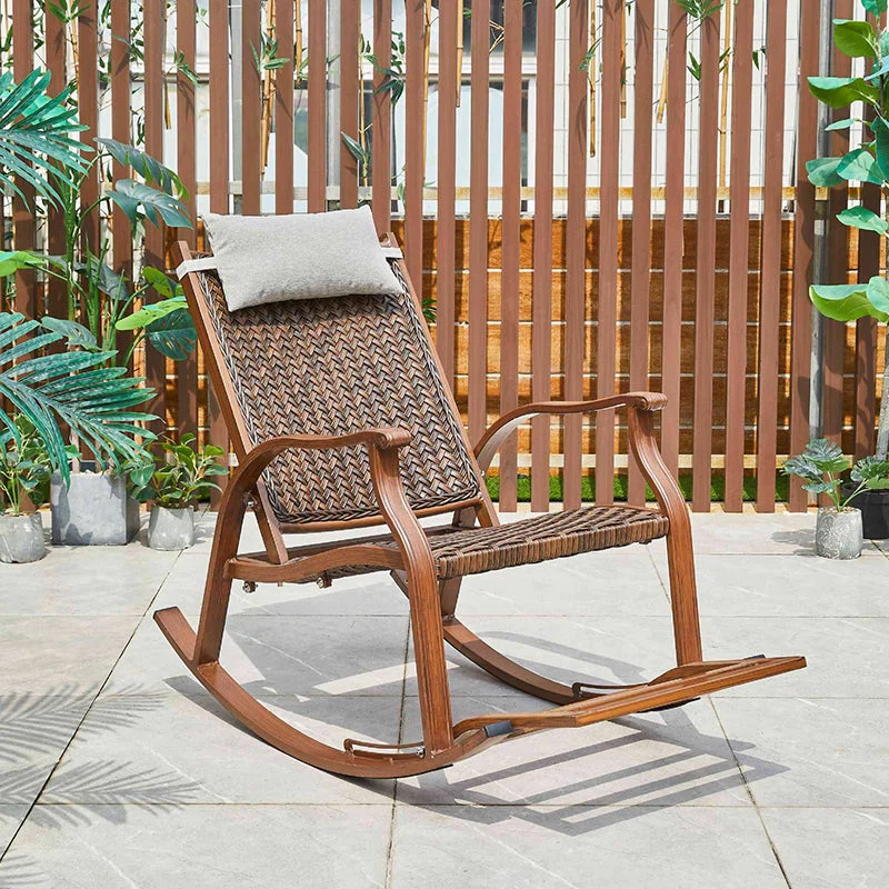 Schommelstoel van natuurlijk rotan moderne stijl. Schommelstoel voor binnen Clearhalo