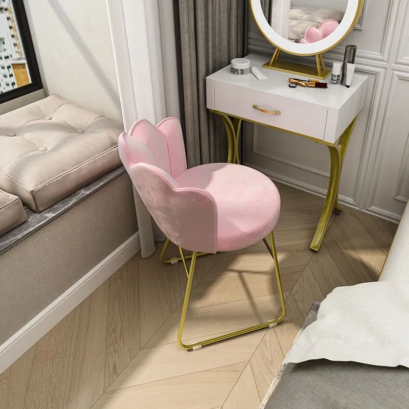 Stoffen eetkamerstoelen Scandinavisch design Armloze stoel met stevige rugleuning voor thuis Clearhalo