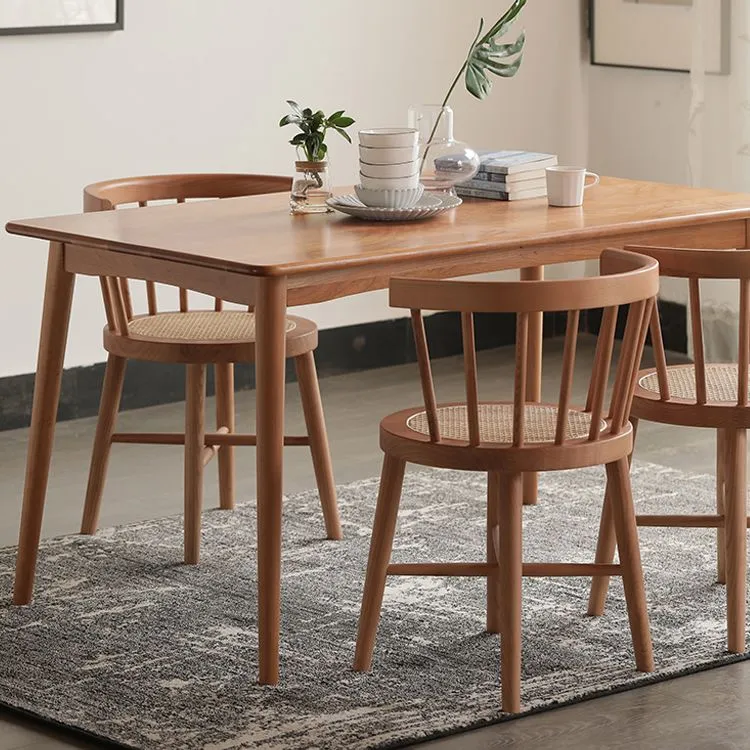 Traditionele houten eetkamerstoelen zonder armleuningen Windsor stoelen aan de achterkant voor thuisgebruik Clearhalo