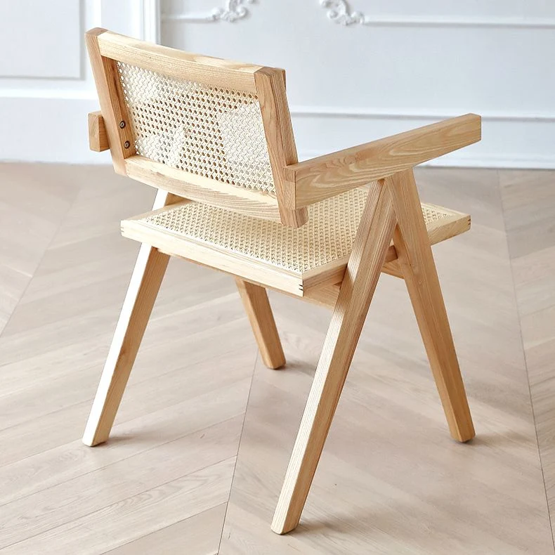 Traditionele stijl stoelen, eetkamer, keuken, fauteuils met houten poten Clearhalo
