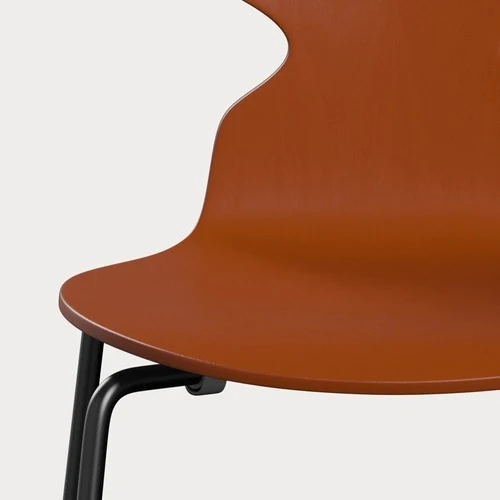 Fritz Hansen ANT eetkamerstoel black ash coloured Paradise Orange