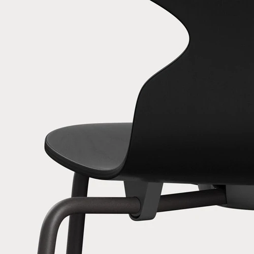 Fritz Hansen ANT eetkamerstoel black ash coloured Black