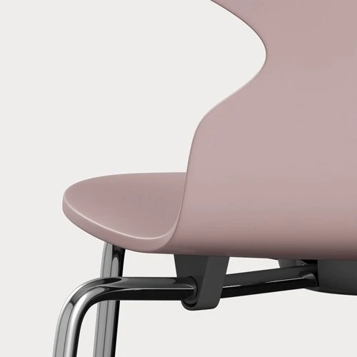 Fritz Hansen ANT eetkamerstoel chrome ash lacquered Pale Rose