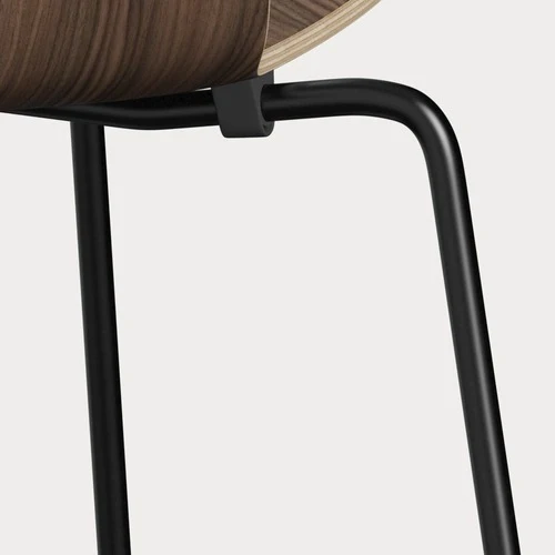 Fritz Hansen Grand Prix eetkamerstoel black clear lacquered walnut