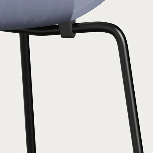 Fritz Hansen Grand Prix eetkamerstoel black ash coloured Lavender Blue