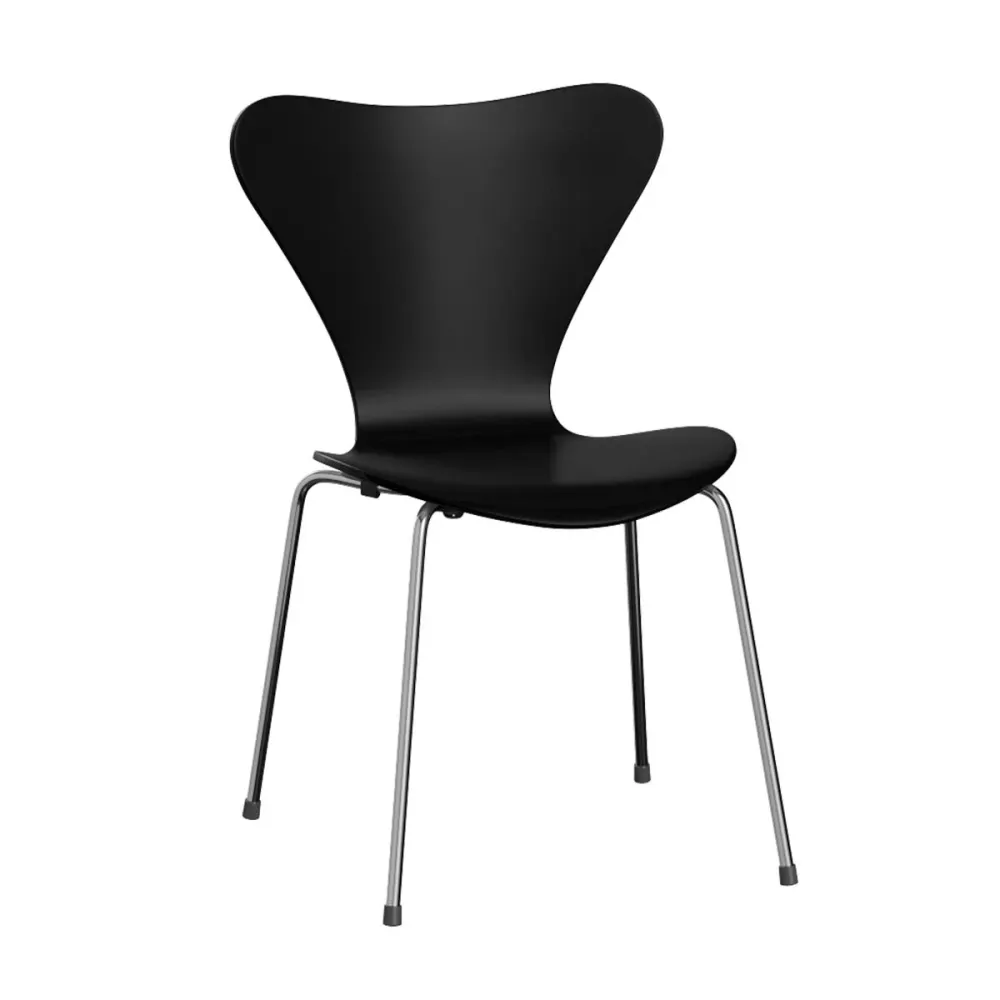 Fritz Hansen Series 7 Vlinderstoel chrome ash coloured Black