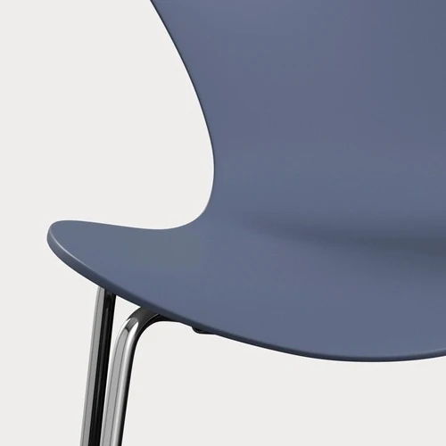 Fritz Hansen Series 7 Vlinderstoel chrome ash lacquered Dusk Blue