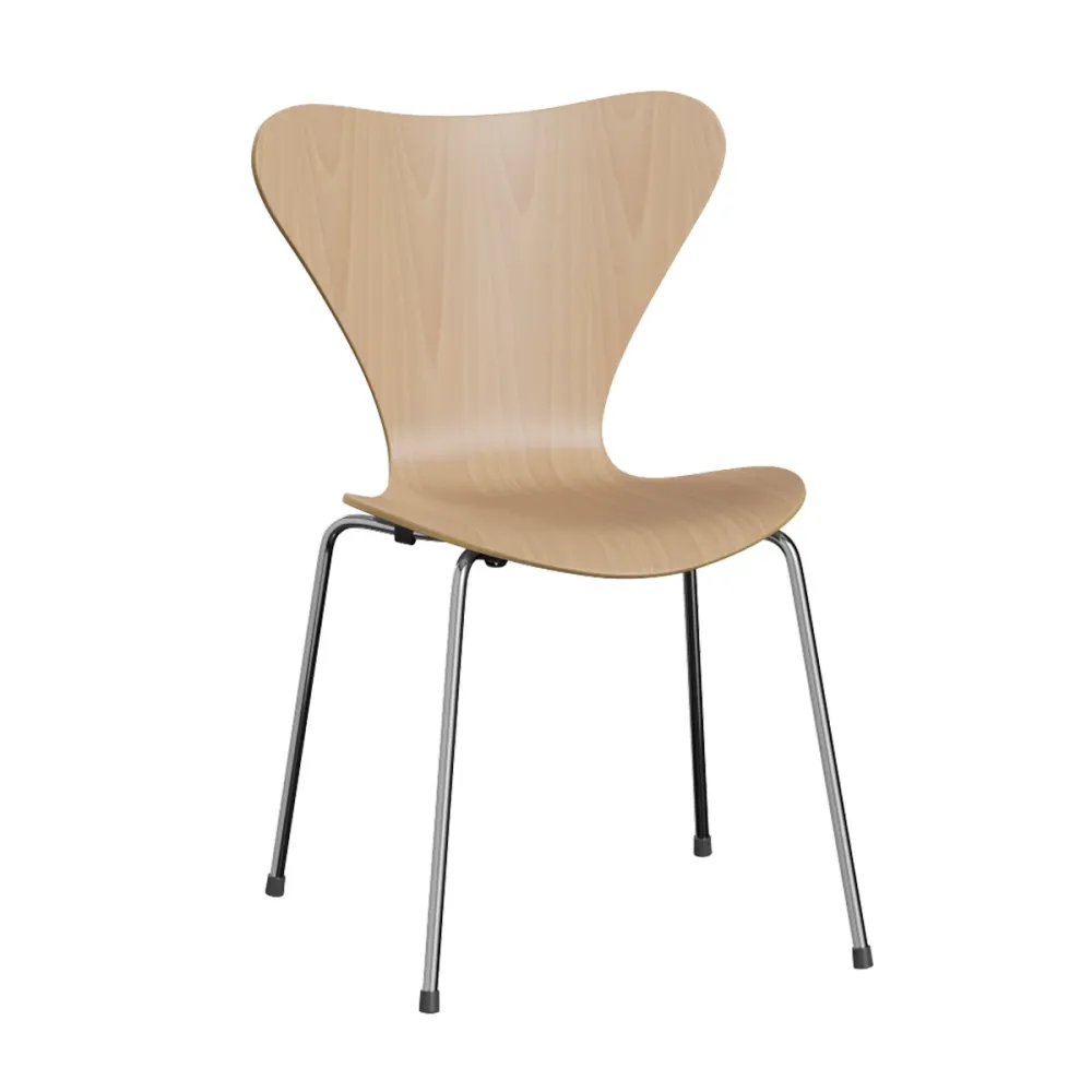 Fritz Hansen Series 7 Vlinderstoel chrome clear lacquered beech