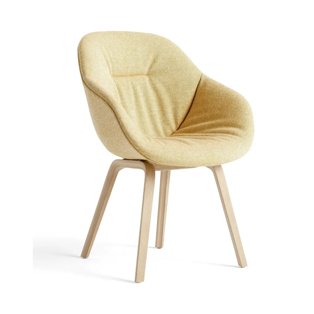 HAY About Chair AAC 123 Soft eetkamerstoel gestoffeerd Hallingdal 407 Geel gelakt eiken
