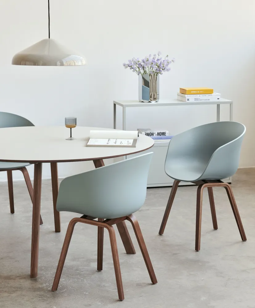 HAY About Chair AAC 22 eetkamerstoel walnoot Dusty Mint 2.0