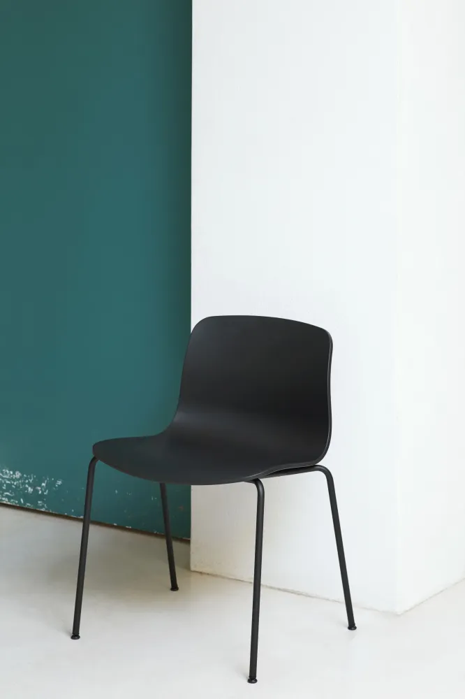 HAY About Chair AAC 16 eetkamerstoel zwart Raisin 2.0