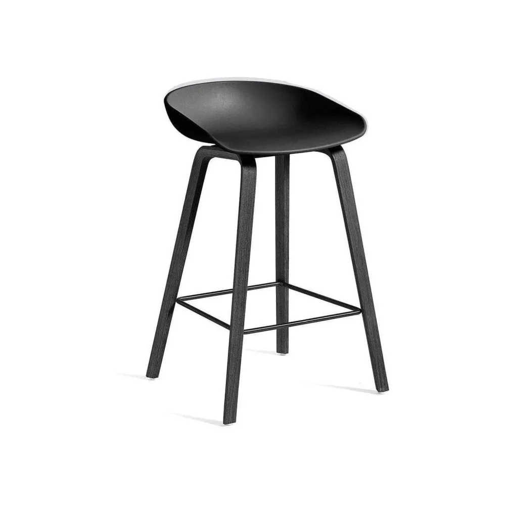 HAY About Stool AAS 32 barkruk H65 zwart gelakt eiken Black 2.0