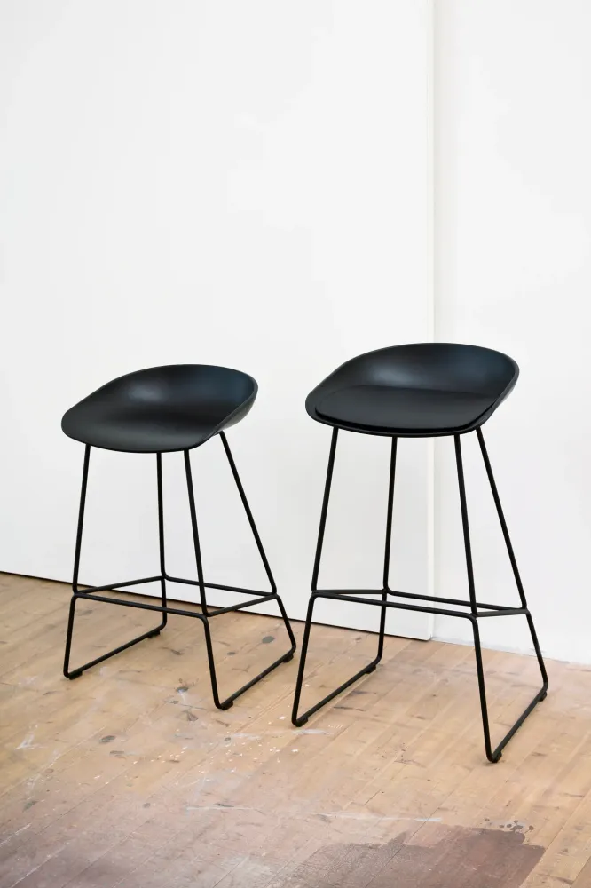 HAY About Stool AAS 38 barkruk H65 Black Pastel Green