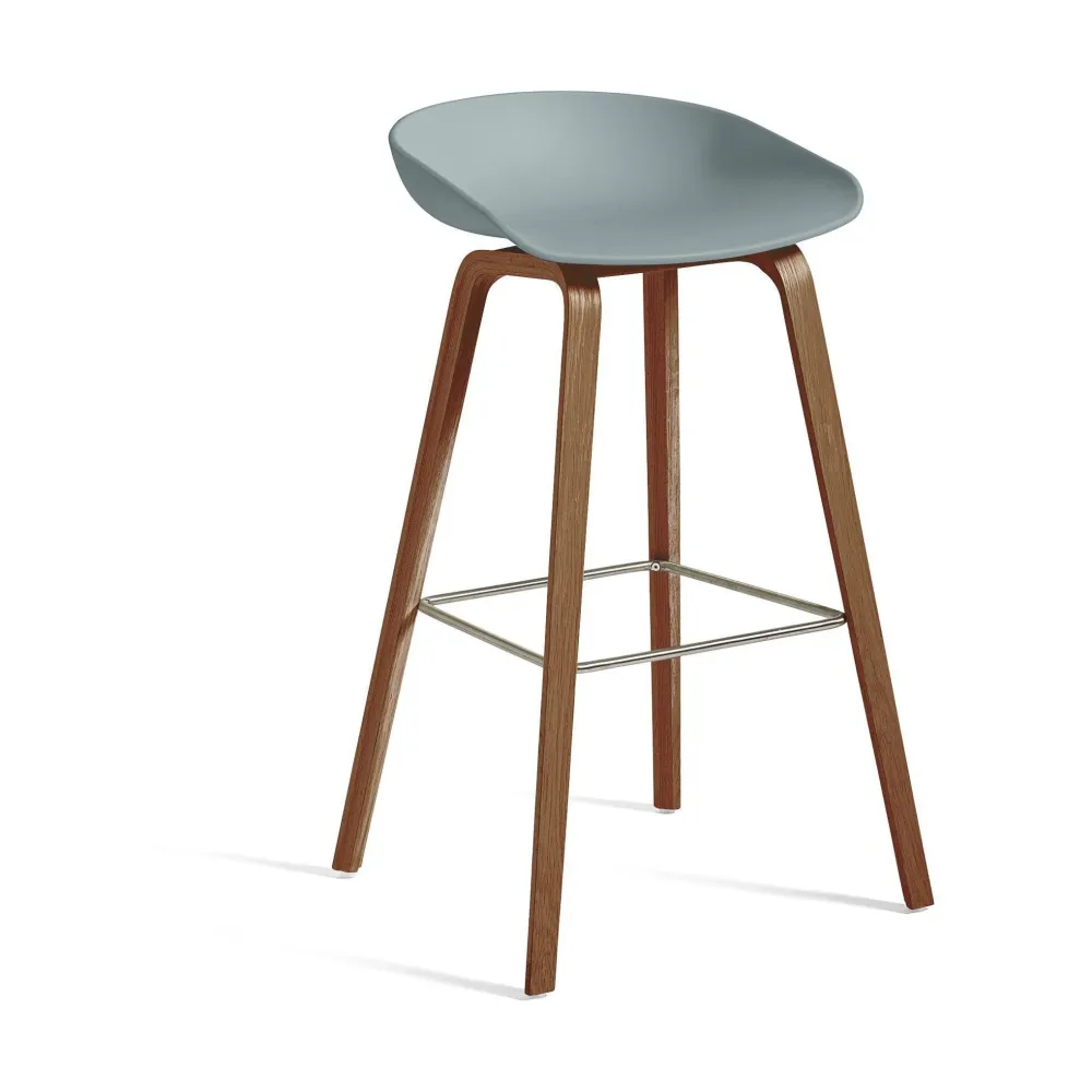 HAY About Stool AAS 32 barkruk H75 walnoot Dusty Blue 2.0