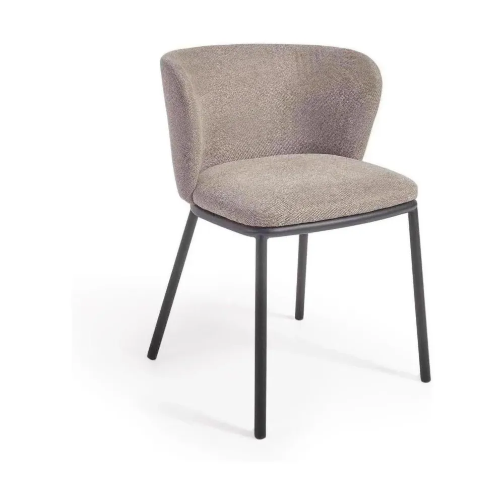 Kave Home Ciselia eetkamerstoel chenille Lichtbruin poot zwart
