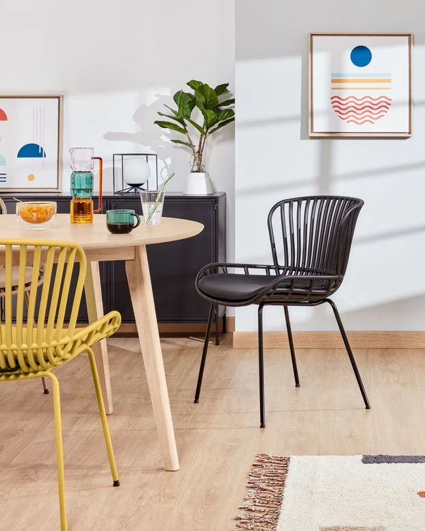 Kave Home Surpik eetkamerstoel Zwart