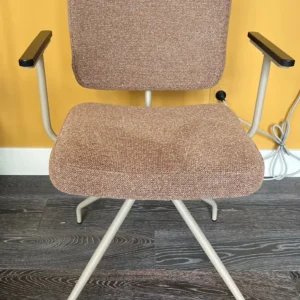 Kavel 84 eetkamerstoel Britt
