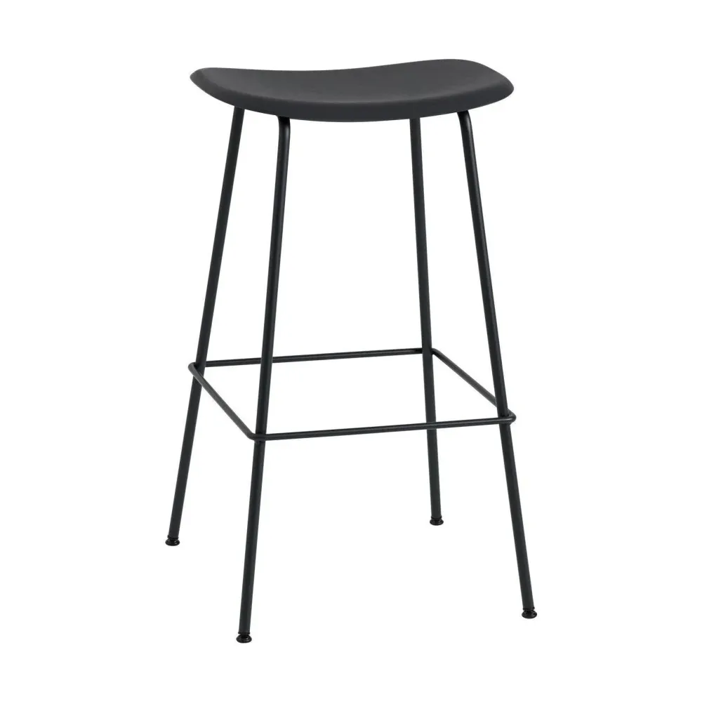 Muuto Fiber barkruk H75 Zwart poot staal