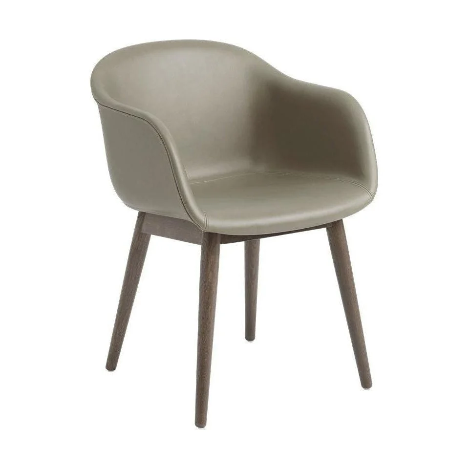 Muuto Fiber eetkamerstoel met arm leder Refine Stone vierpoot donker eikenhout