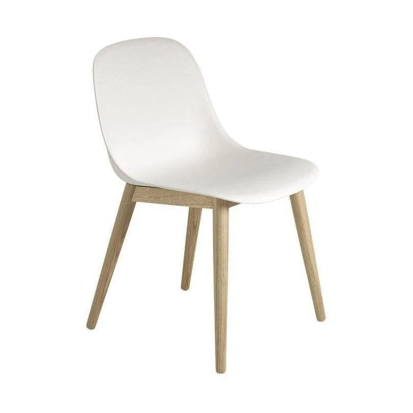Muuto Fiber Side eetkamerstoel Wit vierpoot eikenhout