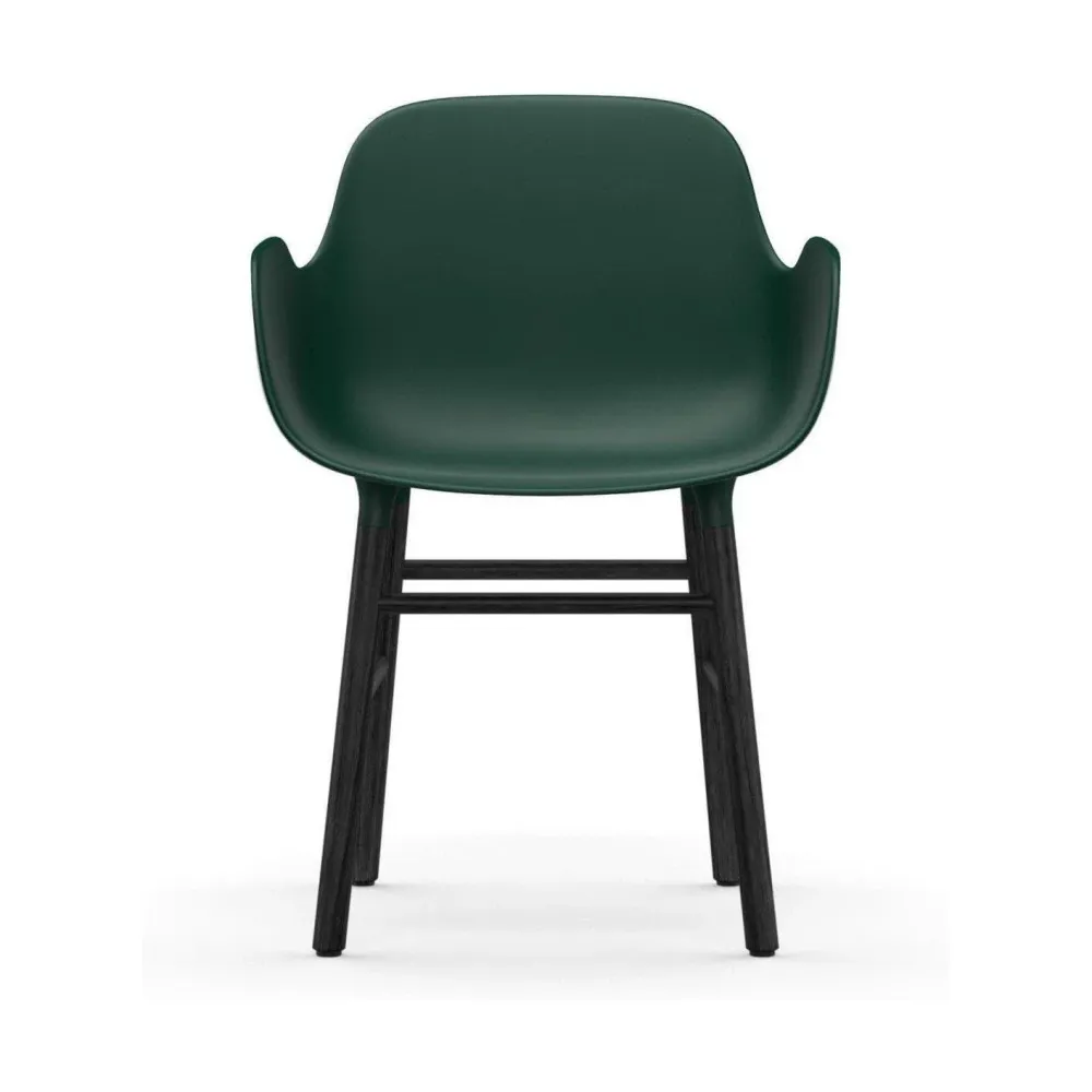 Normann Copenhagen Form armstoel Green vierpoot zwart eikenhout