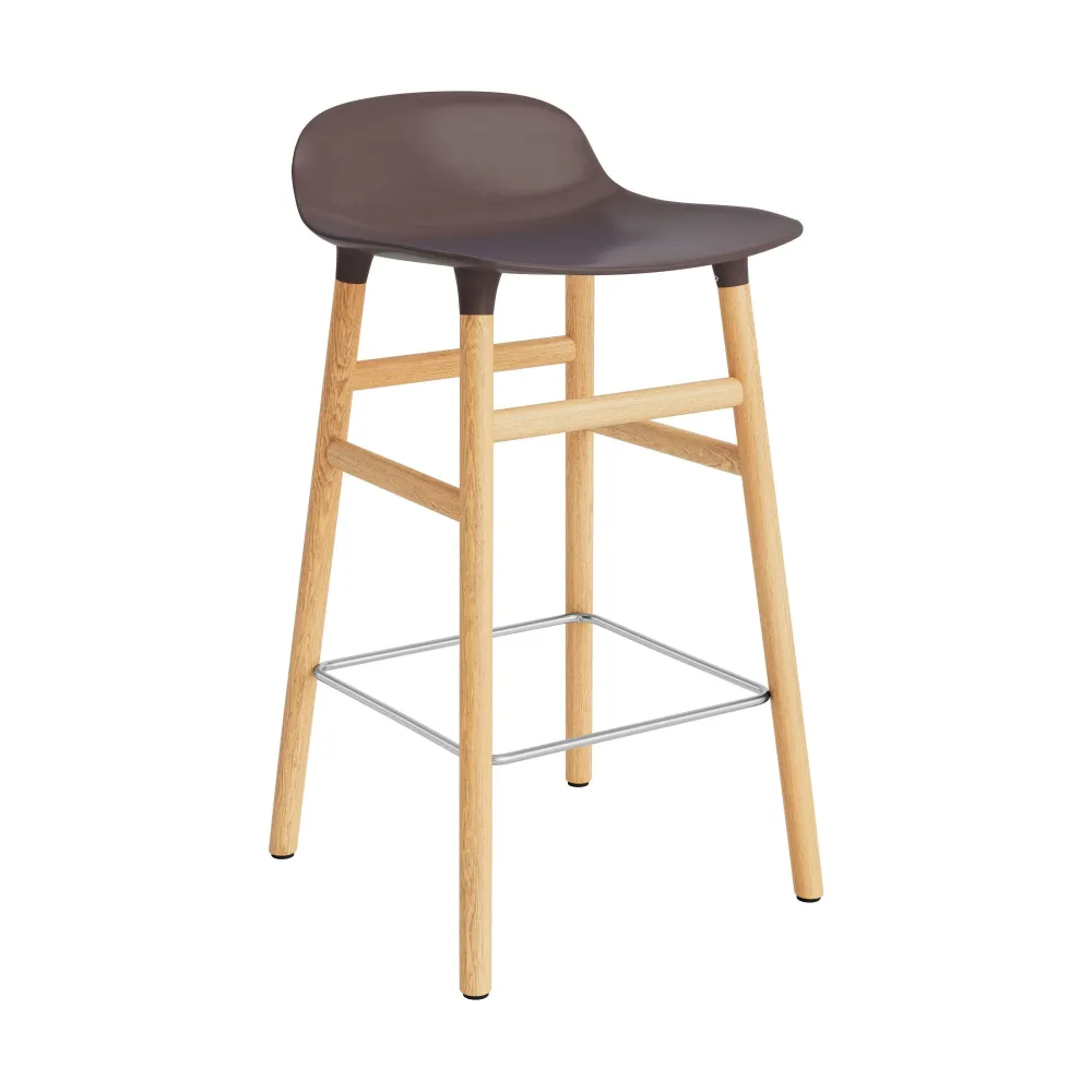 Normann Copenhagen Form barkruk H65 Brown vierpoot eikenhout