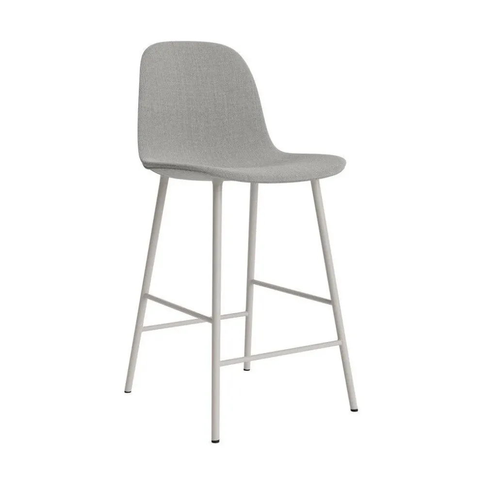Normann Copenhagen Form barkruk H65 hoge rug gestoffeerd Remix 133 vierpoot staal