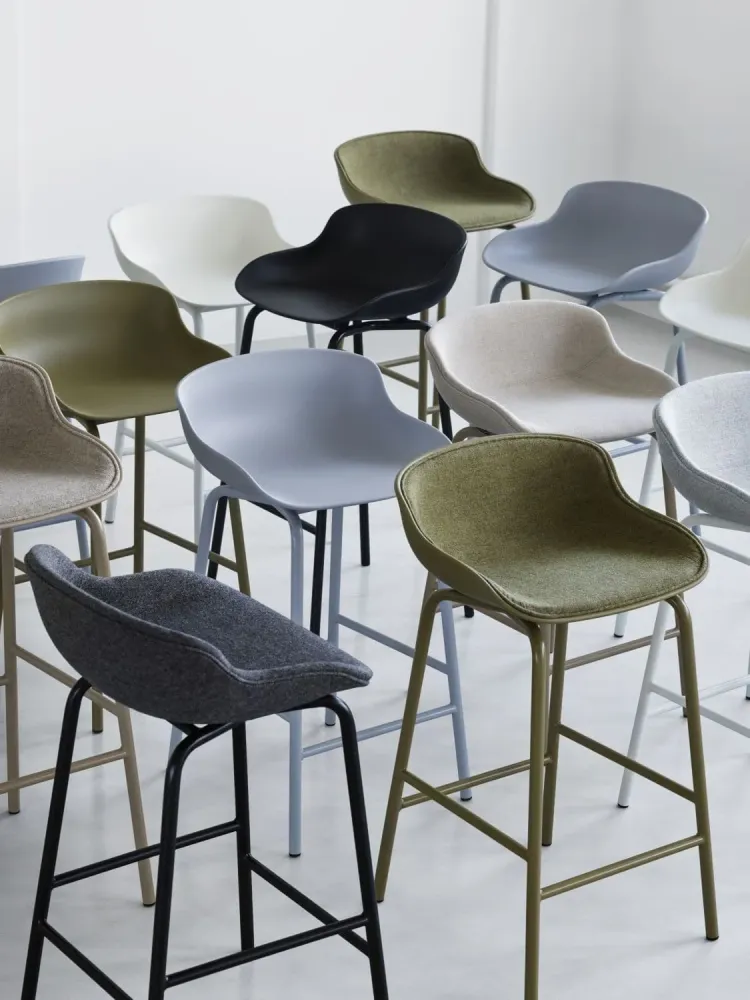 Normann Copenhagen Hyg barkruk H75 Grey staal