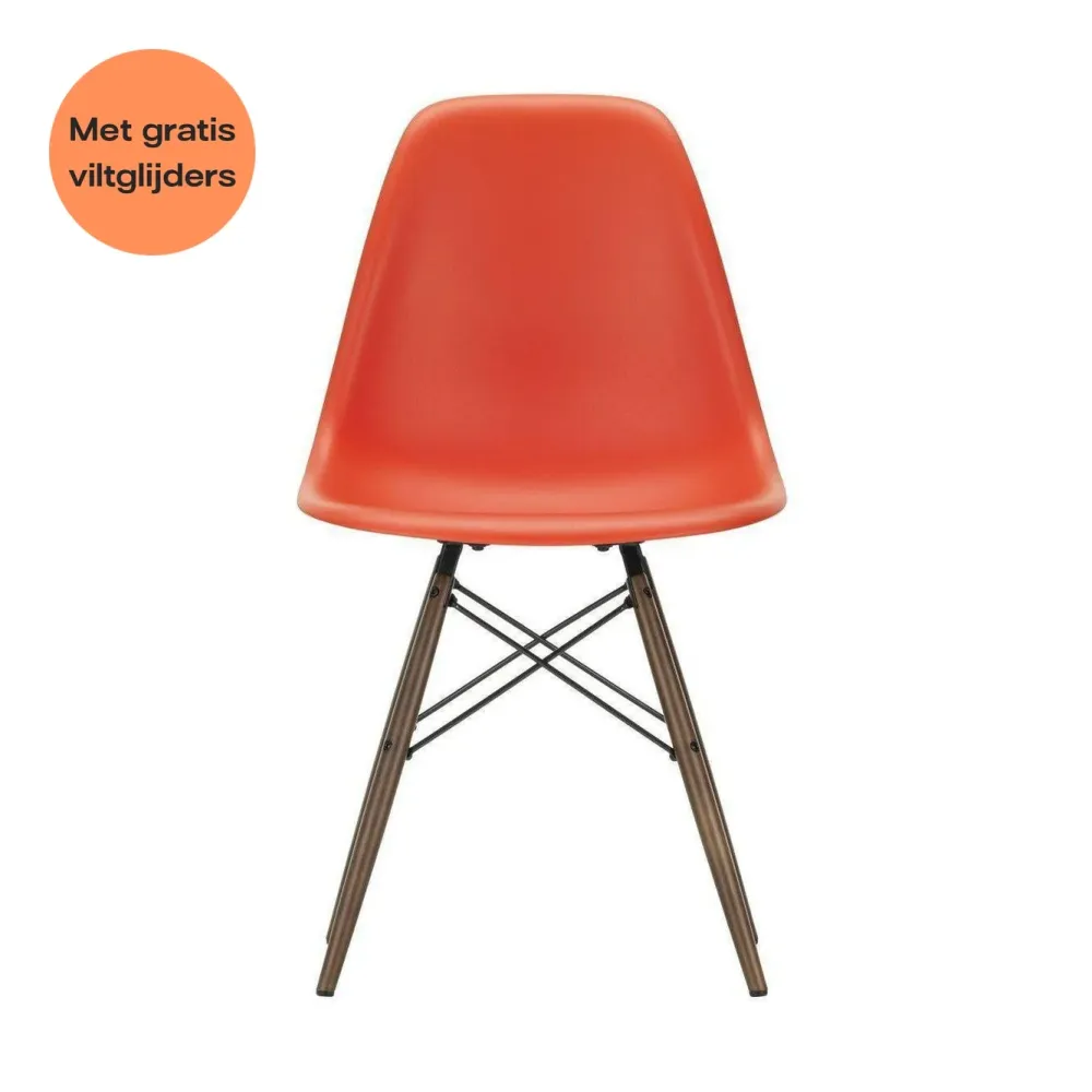 Vitra Eames DSW eetkamerstoel Poppy Red donker esdoorn
