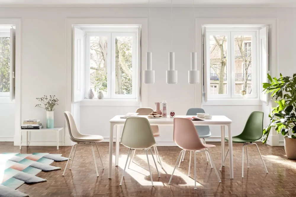 Vitra Eames DSX eetkamerstoel Mustard verchroomd