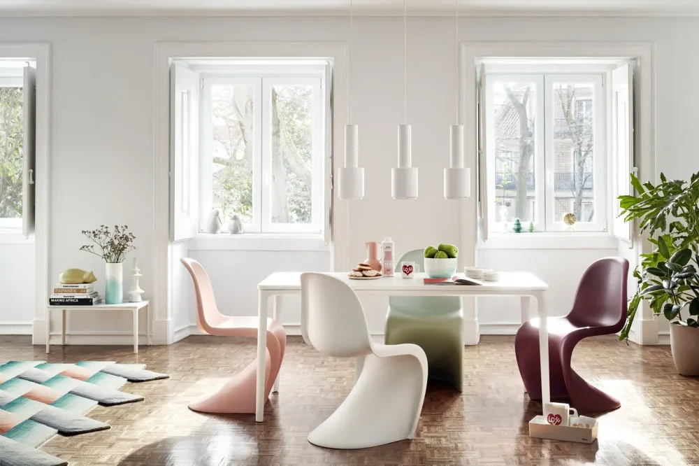 Vitra Panton eetkamerstoel Diepzwart
