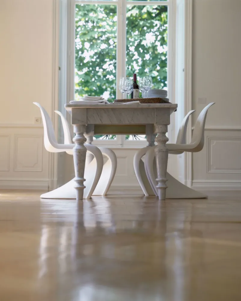 Vitra Panton eetkamerstoel Diepzwart
