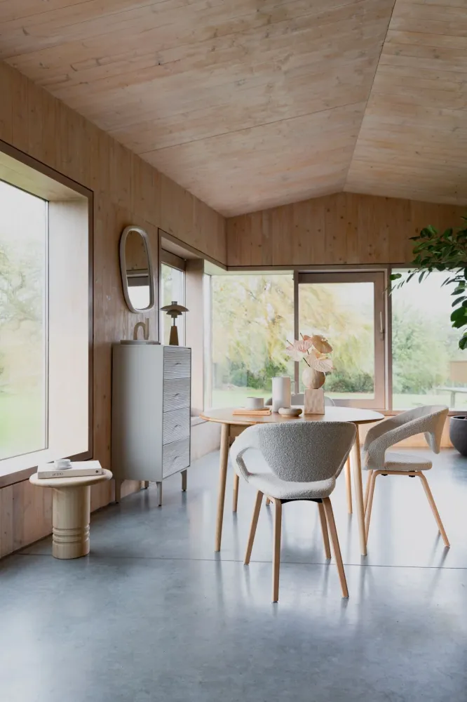 Zuiver Flexback eetkamerstoel Beige