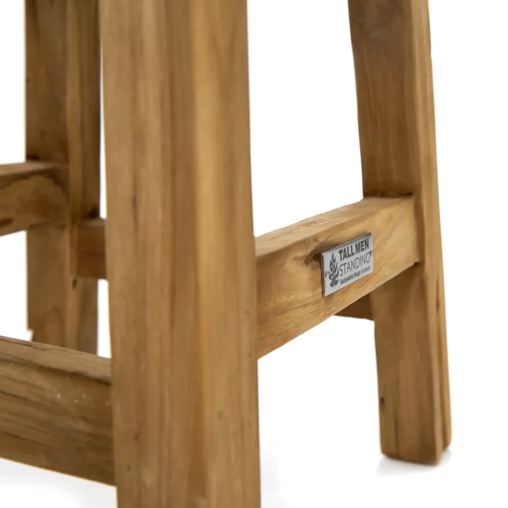 Houten kruk Mantili Tall Men Standing
